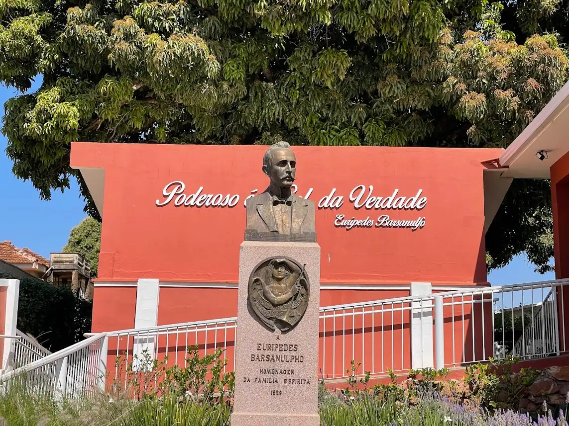 Herma de Eurípedes Barsanulfo, em 2022